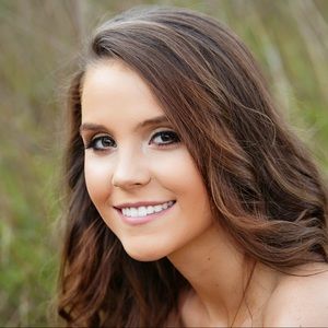 Meet your Posher, Vanessa